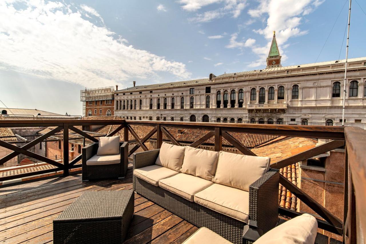 St. Mark Ca' Algi -Apartment With Beautiful Roof Terrace เวนิส ภายนอก รูปภาพ